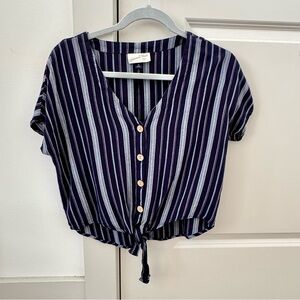 Universal Thread Short Sleeve Tie Front Blouse